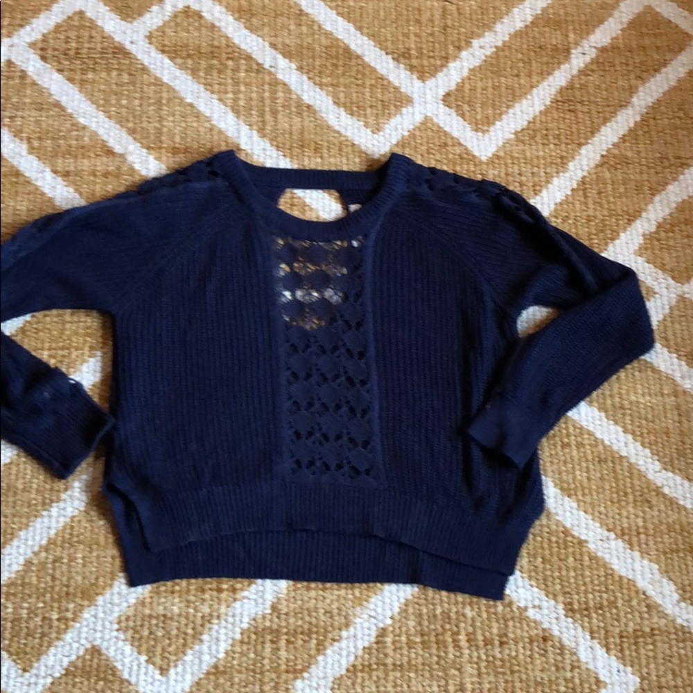 Hearltloom lightweight sweater size M